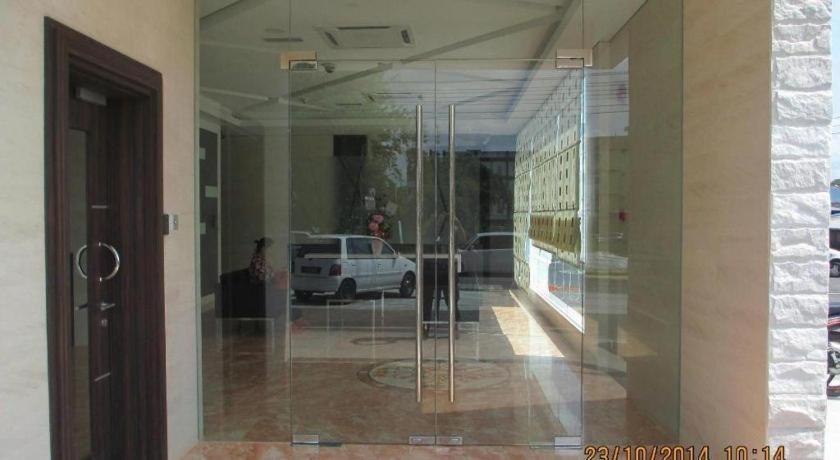 Kemena View Hotel Kuching Exterior foto