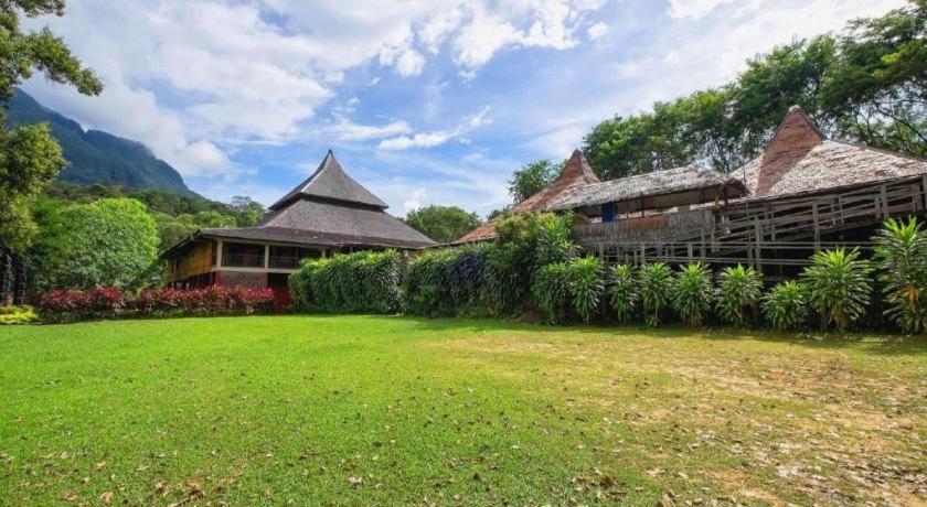 Kemena View Hotel Kuching Exterior foto
